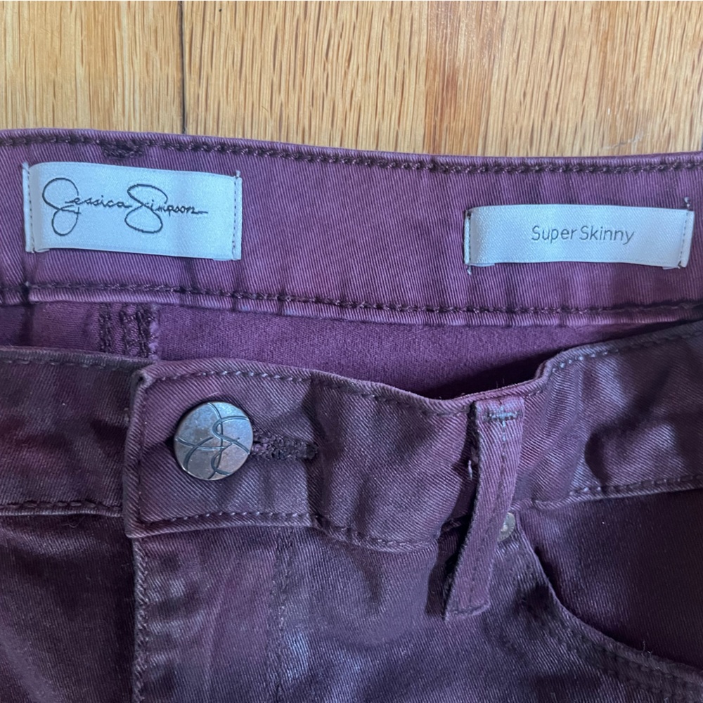 Jessica Simpson Super Skinny Pants in ombré burgundy